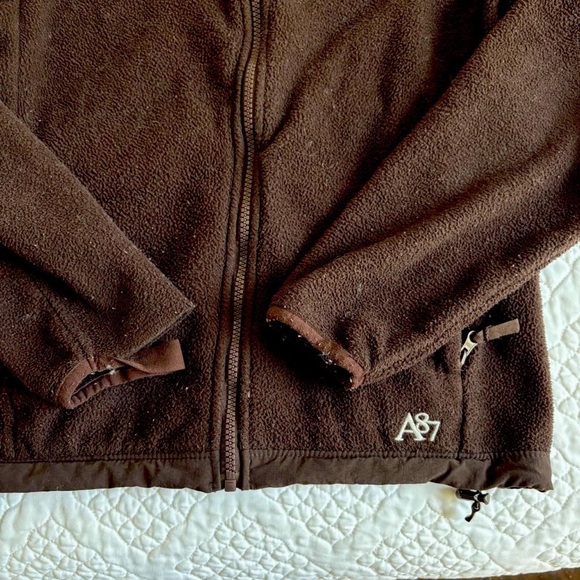 Y2K Jacket - Picture 7 of 8